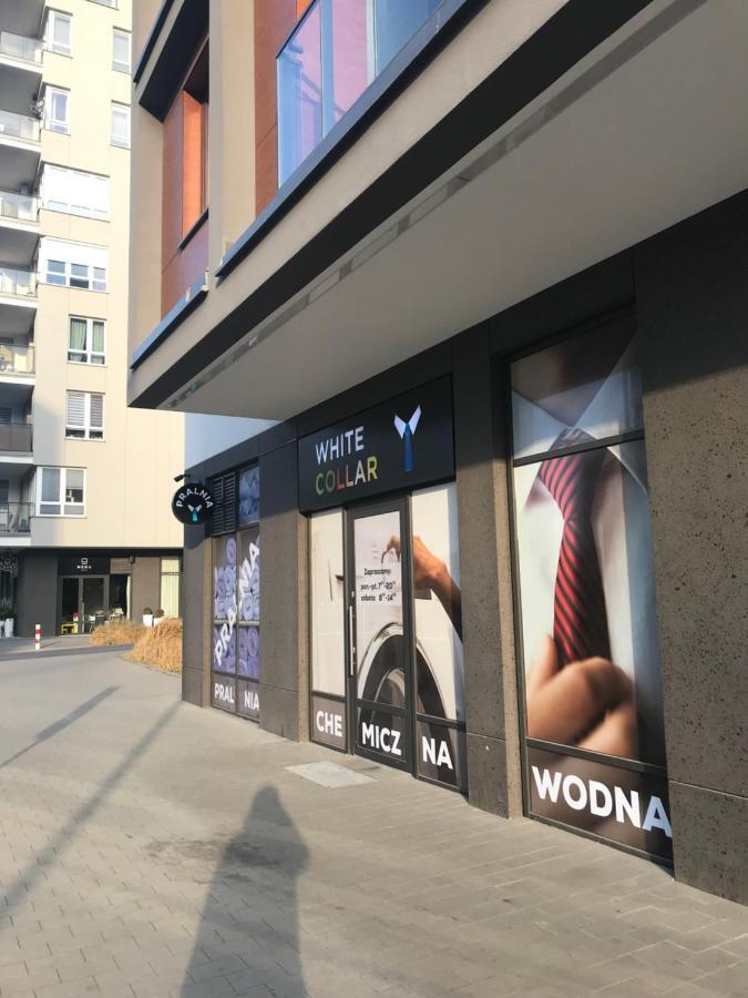 Warsaw - Aparts Lotnisko Okecie Apartment ภายนอก รูปภาพ